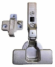 Blum 70.959-01 Topfscharnier mit Clip Funktion u. Feder mit Montageplatte