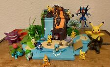 Pokémon Battle Figuren Sammlung Greninja - 20 Figuren, Carry Case Vulkan Playset