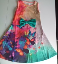 Niedliches Mädchenkleid Schmetterling Schleife Gr. 140 neu