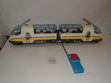 Playmobil Modelleisenbahn, RCE Lok und Beiwagen, mit Beleuchtung , Zubehör (PL20