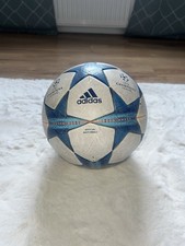 Adidas Matchball Champions