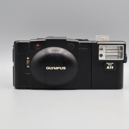 Olympus xa2 mit blitz - olympus, a11