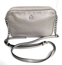 MICHAEL KORS „Fulton“  Crossbody Bag # Pearl Grey # Pebbled Leather/ Echtleder