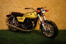 1:24 Bultaco 250 Metralla Gelb 1975  Altaya 01627