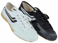 KWON Segeltuchschuhe Hallenschuhe Kampfsport Kung Fu Wushu Tai Shi tschi Wu Shu