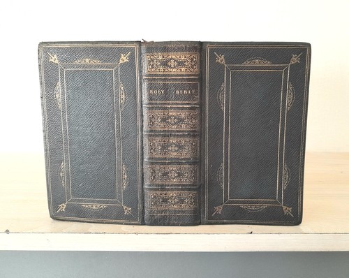 Antique holy bible - bible,, fine