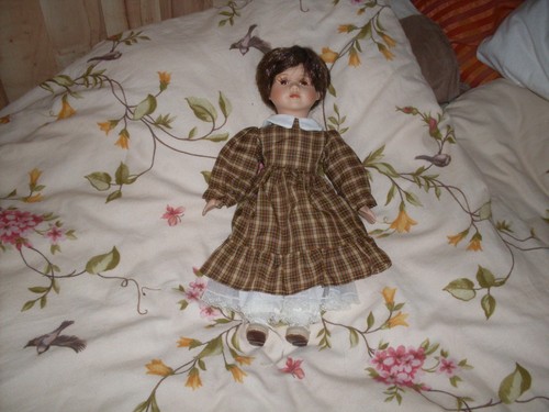 Porzellanpuppe braunes - cm,