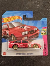 87 Ford Sierra Cosworth in rot