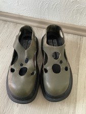 Ausgefallene Rundholz Sandale