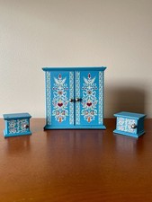 Vintage Dora Kuhn? Dollhouse