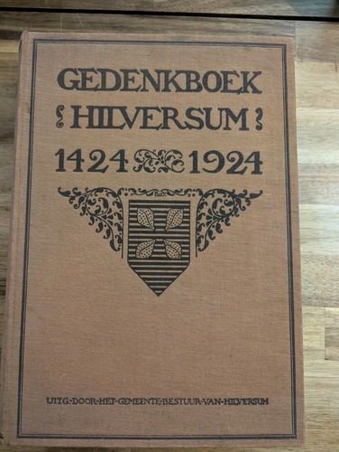 Gedenkboek hilversum 1424 - gedenkboek,