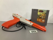 Nintendo NES Zapper Light Gun + Operation Wolf Spiel Blaster Bundle