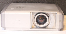 Videoprojektor SANYO PLV-Z4