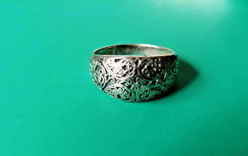Besonderer ring aus - besonderer,