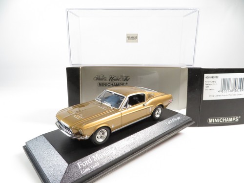 Minichamps 400082022 ford - 1:43,
