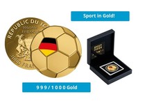 Goldmünze Motiv "Fußball mit