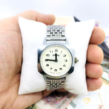 😎 Seltene Raketa Cornavin