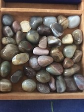 530 g Mondsteine u.a