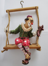 Vintage Clown Figur auf Schaukel, Zirkus, Harlekin, Dekoration, Handarbeit