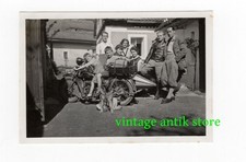 Foto Familie mit Motorrad und