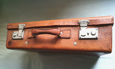 Sehr alter Echt Lederkoffer