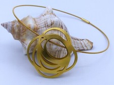 Zauberhaftes Niessing Collier (Halsschnur + Anhänger) in 750 Gelbgold