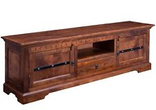 ausgefallenes Kolonialstil TV