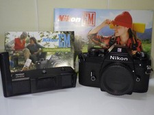 Nikon EM + MD-E + neuwertiges