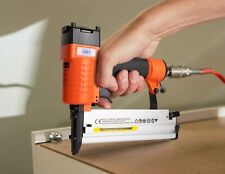 Druckluft Klammergerät