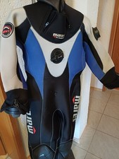 Neopren Drysuit /Trockentauchen  Grösse S  NEUE Manschetten