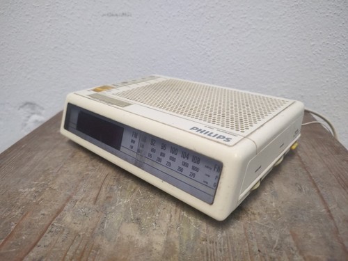 Vintage philips radio alarm - radio,