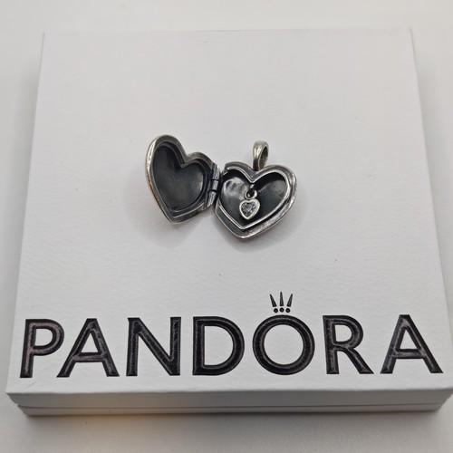 Pandora love herz medaillon - herz,