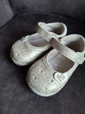 Schuhe für Die Ersten