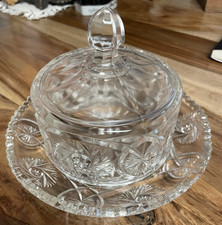 Butterdose , Käseglocke aus Pressglas - antik -