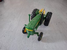 Traktor John Deere 2440, grün, 1:16, Ertl