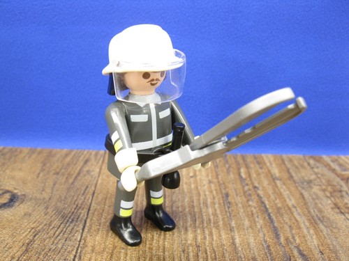 Feuerwehrmann 3176 3178 - zu,