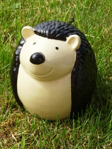 Gartenfigur igel beetfigur - igel,