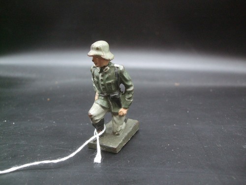 Lineol soldat der - lineol, an