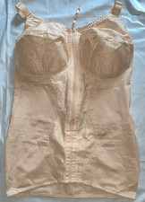 Korselett 105 D Neu mit Etikett Naturana 3011 mit Reißverschluss 