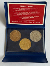 3x MEDAILLEN SET PECUNIA NON