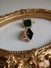 Wunderschöne 585rg gestempelte Ohrringe, Smaragd, rolled, 3,9 gr. Neu