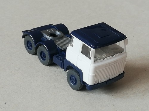 Lot 1234 eine scania 111 - 1234,