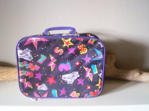 Vintage spielzeugkoffer - vintage,