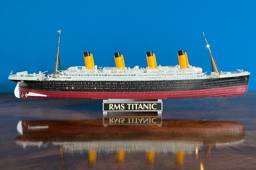 Titanic schiffsmodell mit - -,
