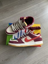 Nike SB Dunk Low Skate Like A Girl | DX4589-600 | EU44,5 / US10.5 | Gebraucht