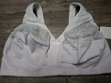 Naturana BH Ohne Bügel weiß mit Stickerei und Spitze Gr. 95D Neu