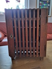 Wunderschöner Eierschrank