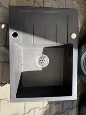 Waschbecken in Granit mit Zubehör