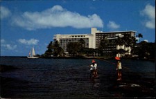 Naniloa Surf Hawaii Surf Resort Amerika America USA Postcard Postkarte ca. ~1980