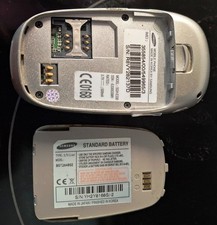 Samsung SGH e330, Klapphandy, funktionsfähig inkl. Ladegerät und Kopfhörer